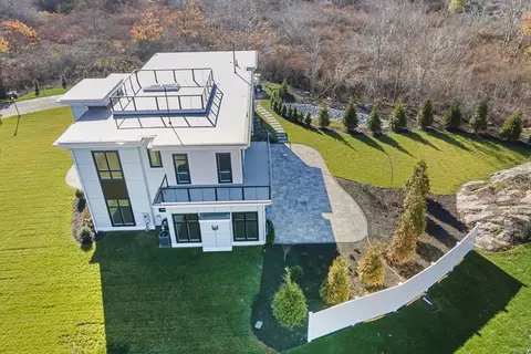 View/Area - 2 Back Shore Pl, Gloucester, MA 01930 photo 1 of 2