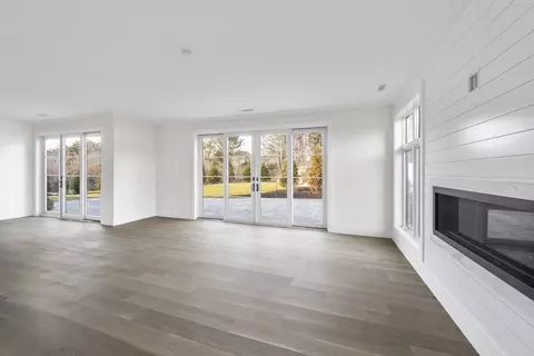 Living - 2 Back Shore Pl, Gloucester, MA 01930 photo 2 of 2