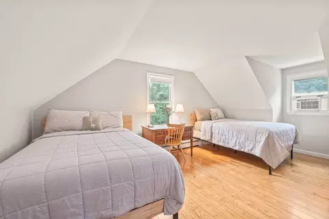 Bedroom - 20 Ralyn Rd, Barnstable, MA 02635 photo 7 of 7