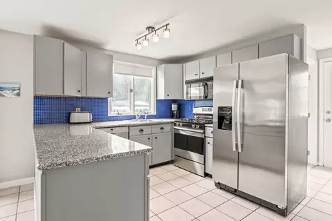 Kitchen - 20 Ralyn Rd, Barnstable, MA 02635 photo 1 of 4