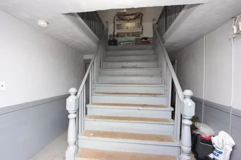506 Gorham St, Lowell, MA 01852 photo 7