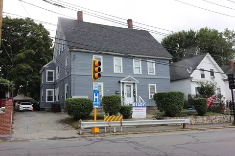 506 Gorham St, Lowell, MA 01852