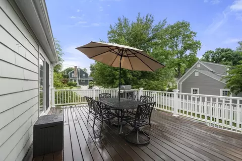 Exterior - 72 Hartshorn St, Reading, MA 01867 photo 6 of 6