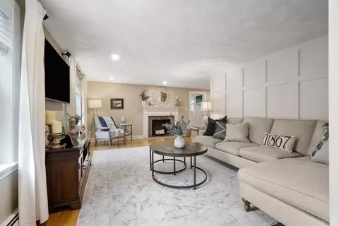 Living - 72 Hartshorn St, Reading, MA 01867 photo 1 of 1