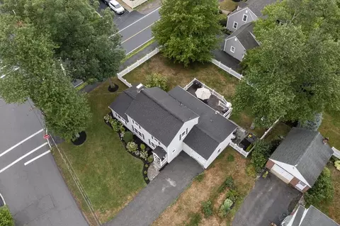 View/Area - 72 Hartshorn St, Reading, MA 01867 photo 2 of 4