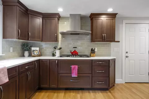 Kitchen - 72 Hartshorn St, Reading, MA 01867 photo 3 of 6