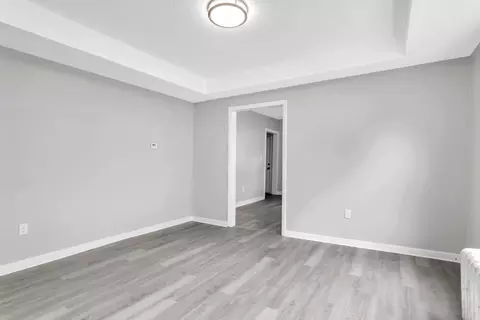 Living - 17-19 Laurel St, Springfield, MA 01107 photo 1 of 4