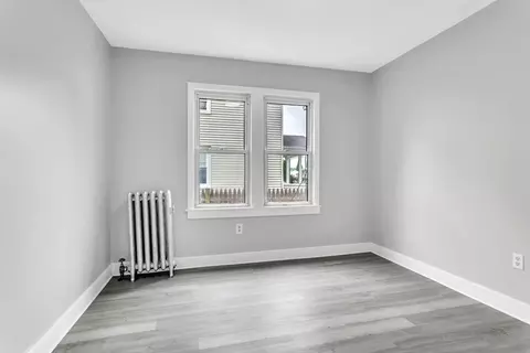 Bedroom - 17-19 Laurel St, Springfield, MA 01107 photo 5 of 15