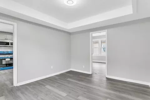 Entry Way - 17-19 Laurel St, Springfield, MA 01107 photo 4 of 4
