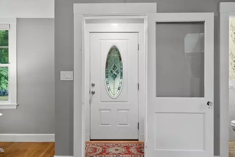 Entry Way - 45 Chute St, Reading, MA 01867 photo 3 of 5