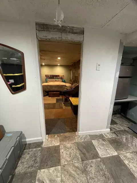 101 Laurence St, Springfield, MA 01104 photo 34