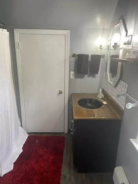 101 Laurence St, Springfield, MA 01104 photo 25