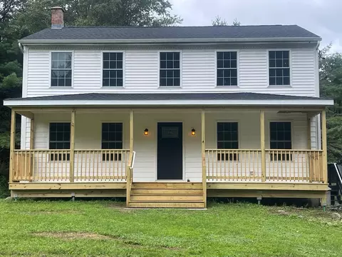 101 Sawyer St, Gardner, MA 01440
