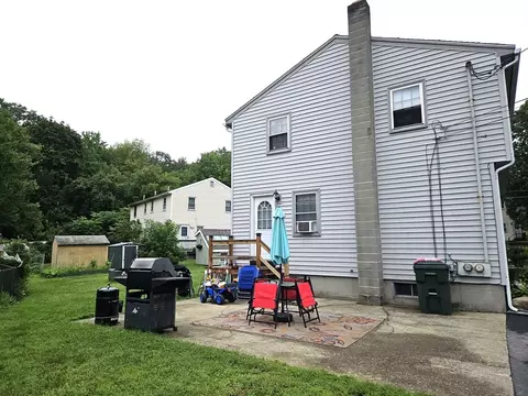 37 3rd St #A, Webster, MA 01570 photo 2