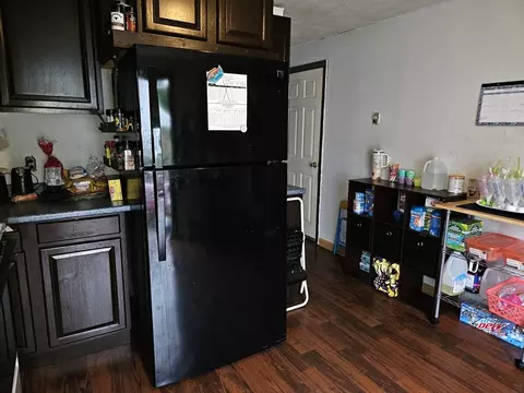 37 3rd St #A, Webster, MA 01570 photo 4