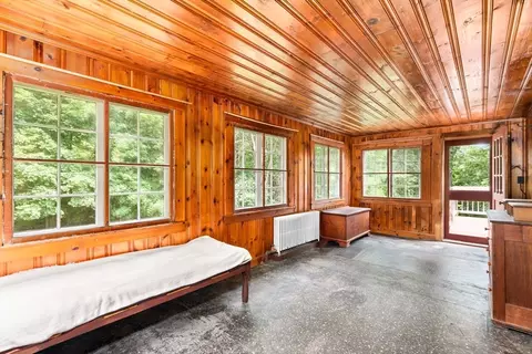 Exterior - 149 Brooks Rd, Athol, MA 01331 photo 2 of 13