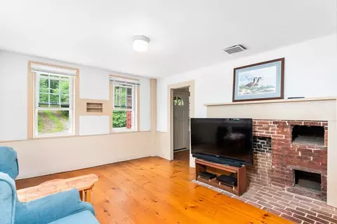 Living - 149 Brooks Rd, Athol, MA 01331 photo 2 of 3