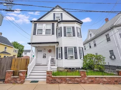 20 Liberty St, Everett, MA 02149