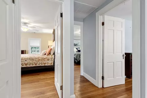 Entry Way - 123 Dodge St, Beverly, MA 01915 photo 4 of 4