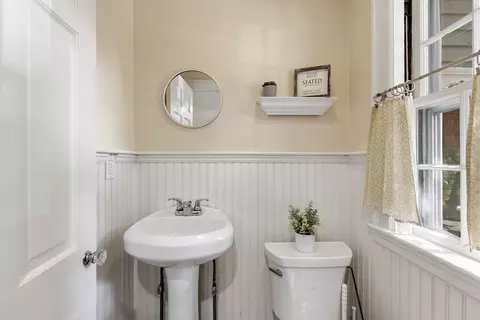 Bath - 123 Dodge St, Beverly, MA 01915 photo 1 of 2
