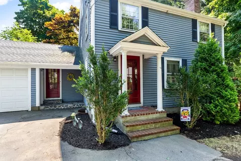 Exterior - 123 Dodge St, Beverly, MA 01915 photo 3 of 6
