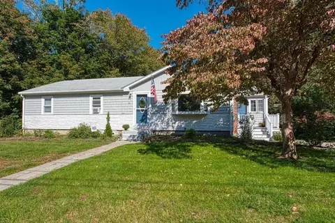8 Gannett Ter, Sharon, MA 02067