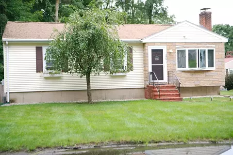 175 Charles Ave Ext, Stoughton, MA 02072