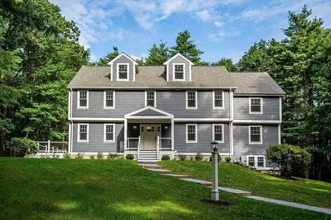 315 Hunters Ridge Rd, Concord, MA 01742