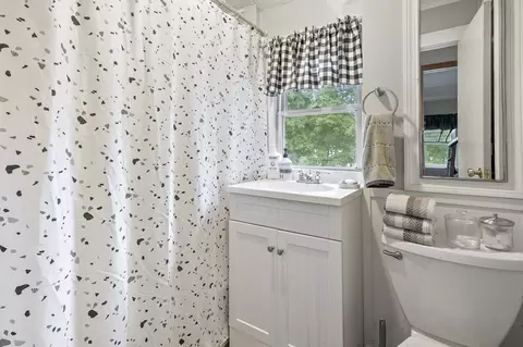 Bath - 133 State Ave, Killingly, CT 06241 photo 1 of 1