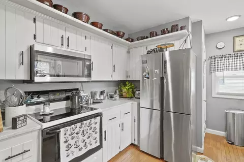 Kitchen - 133 State Ave, Killingly, CT 06241 photo 1 of 4