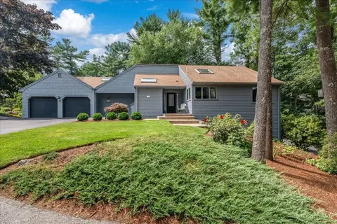 12 Trout Farm Ln, Duxbury, MA 02332