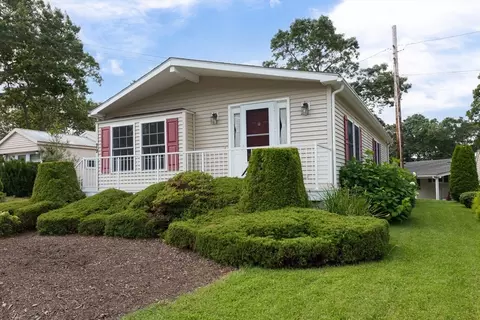 29 Indian Trl, Plymouth, MA 02360