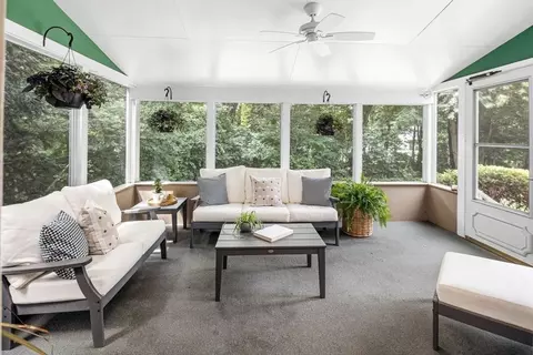 Exterior - 949 Webster St, Hanover, MA 02339 photo 3 of 6