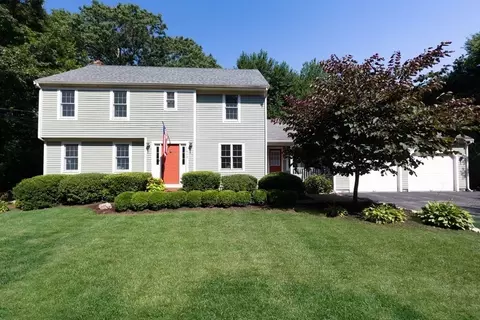 949 Webster St, Hanover, MA 02339
