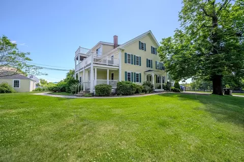 120 Goldsmith St #4, Littleton, MA 01460