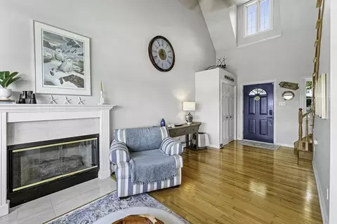 40 Cliff St, Beverly, MA 01915 photo 8