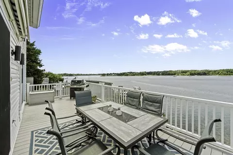 40 Cliff St, Beverly, MA 01915 photo 18