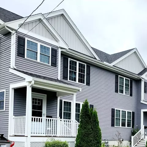 22 Vernon St #A, Taunton, MA 02780