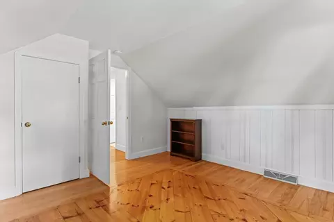 16 Myrtle St, Beverly, MA 01915 photo 28