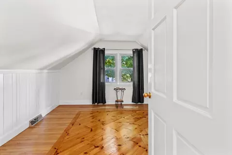 16 Myrtle St, Beverly, MA 01915 photo 26