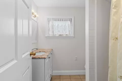 16 Myrtle St, Beverly, MA 01915 photo 24