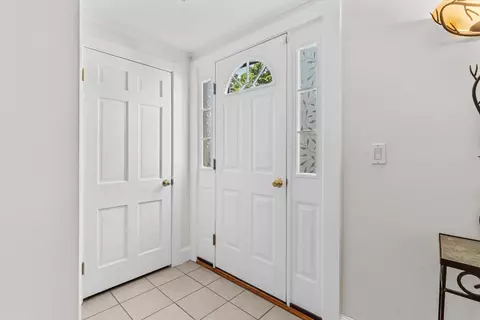 16 Myrtle St, Beverly, MA 01915 photo 12