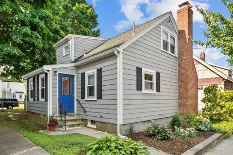 16 Myrtle St, Beverly, MA 01915 photo 35