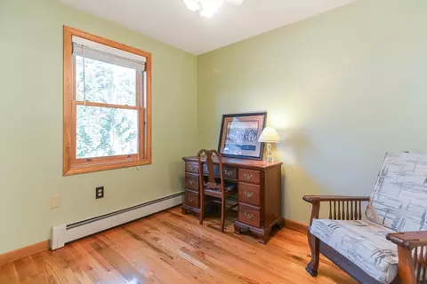 147 S Shr, Webster, MA 01570 photo 21
