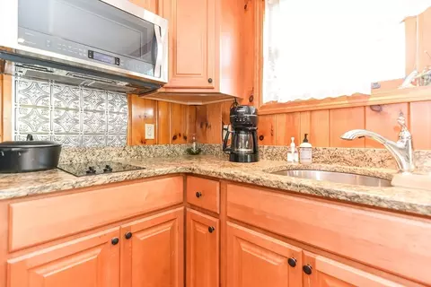 147 S Shr, Webster, MA 01570 photo 27