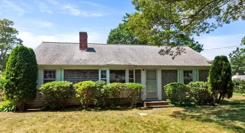 81 Pine Grove Rd, Yarmouth, MA 02664