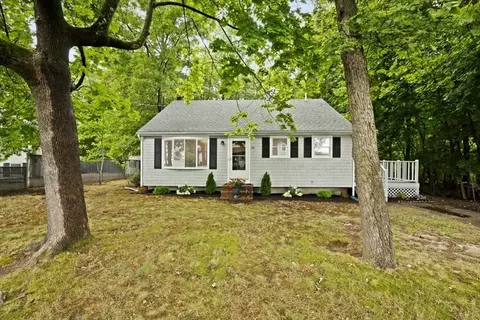 110 Guild Rd, Brockton, MA 02302