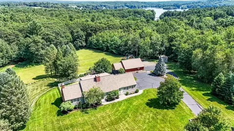 35 Marble Rd, Spencer, MA 01562