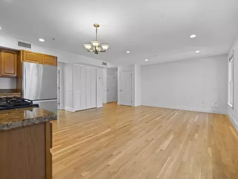 408 E Third St #5, Boston, MA 02127 photo 19