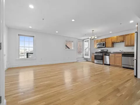 408 E Third St #5, Boston, MA 02127 photo 17